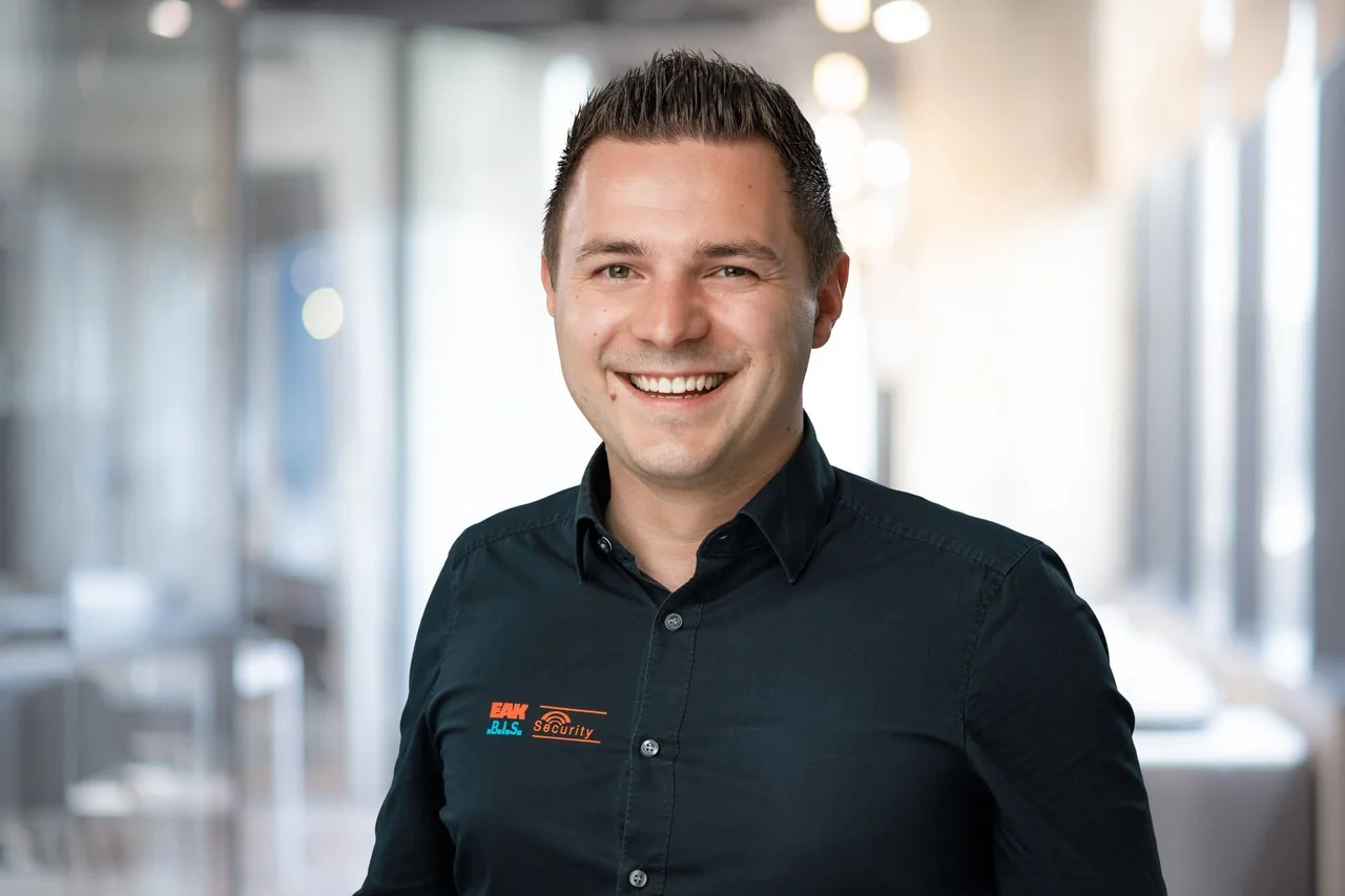 David Wallrafen — EAK Security David Wallrafen, Geschäftsführer bei der EAK Security GmbH & Co. KG