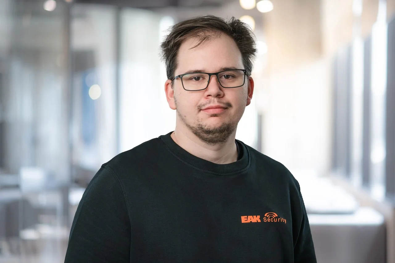 Team EAK Security Mitarbeiter der Abteilung Technik bei der EAK Security GmbH & Co. KG