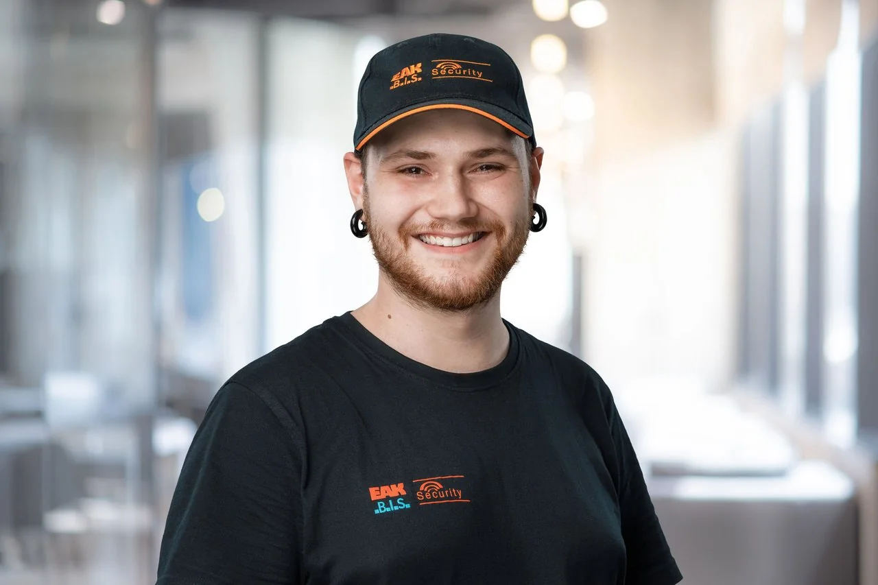 Team EAK Security Mitarbeiter der Abteilung Technik bei der EAK Security GmbH & Co. KG