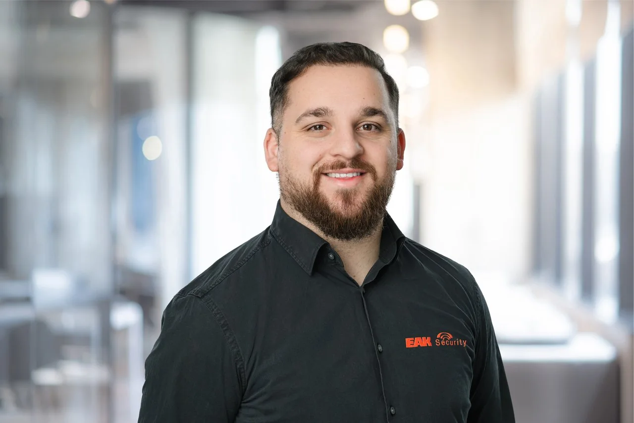 Shkelqim Kelani — EAK Security Shkelqim Kelani, Vertrieb bei der EAK Security GmbH & Co. KG